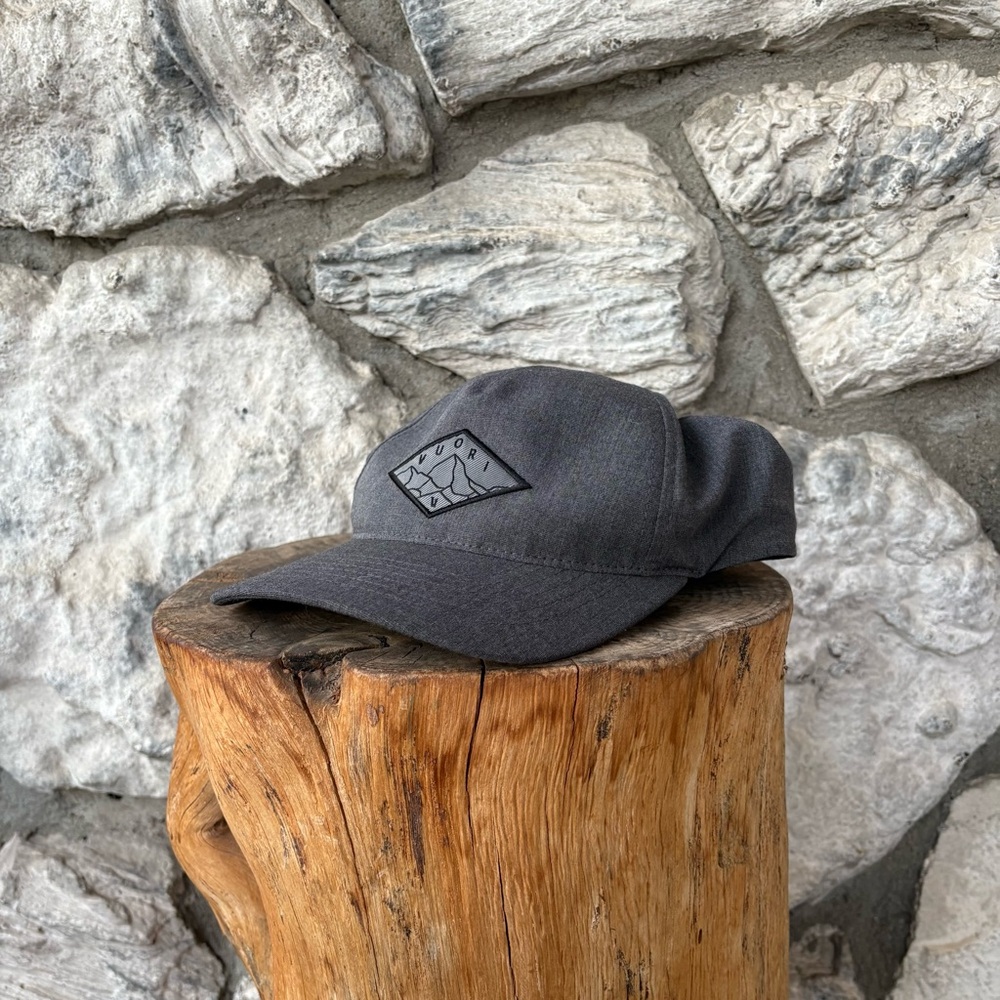 Vuori Baseball Hat with Mountains Patch Snapback Gray